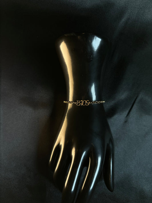 “Huda” Classic Chain Script Bracelet